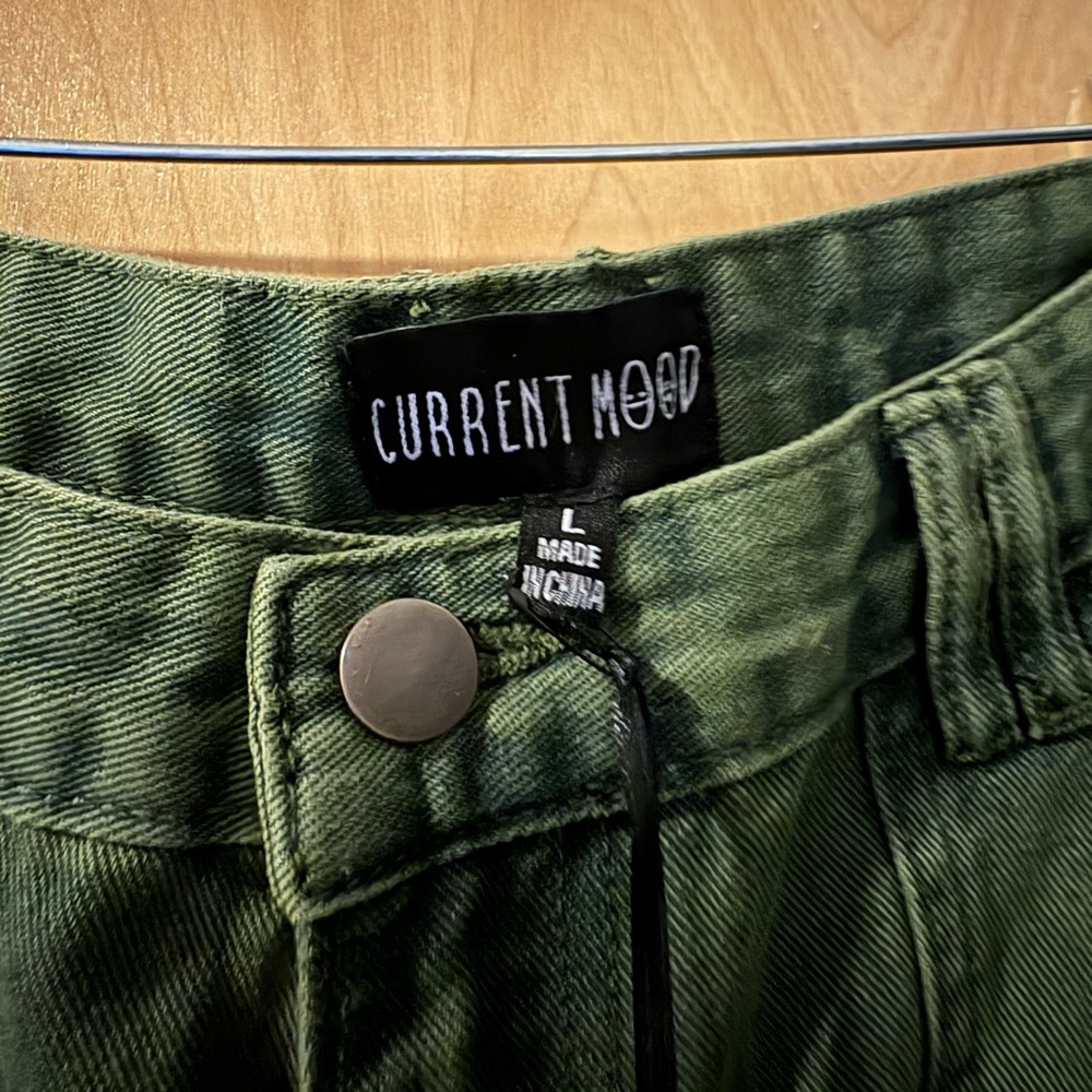 NWT Current Mood, Dolls Kill, Get A Life Wide Leg Cargo Pants - Picture 2 of 5